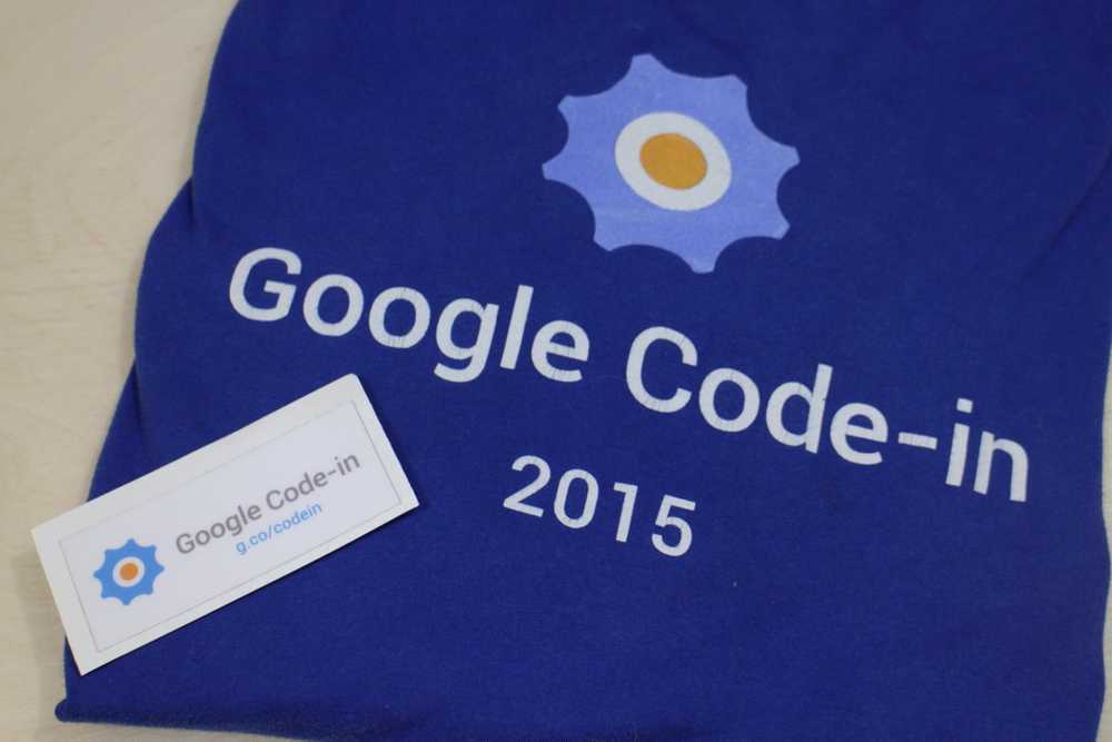 Zdjęcie koszulki i naklejki Google Code-In 2015